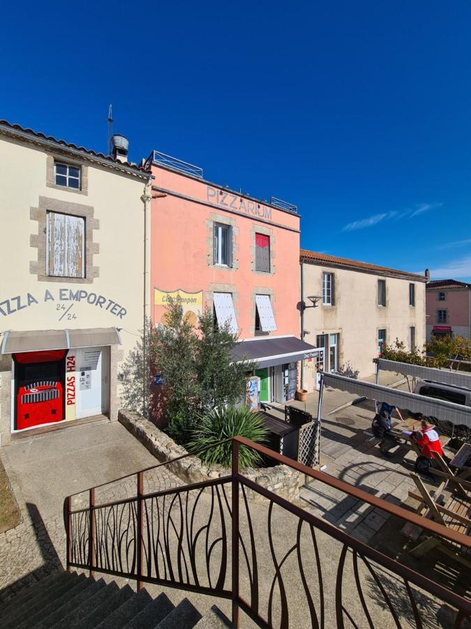 Gîte Le Haut du Pavé 3 à 7 chambres 6 à 14 couchages, 3 min du Puy du Fou Les Épesses Esterno foto